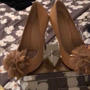 Tan pointy toe pump